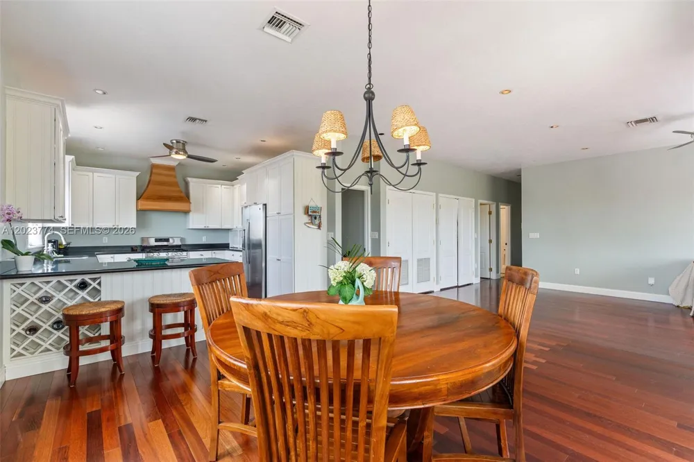 365 Loeb ave Key Largo, FL 33037