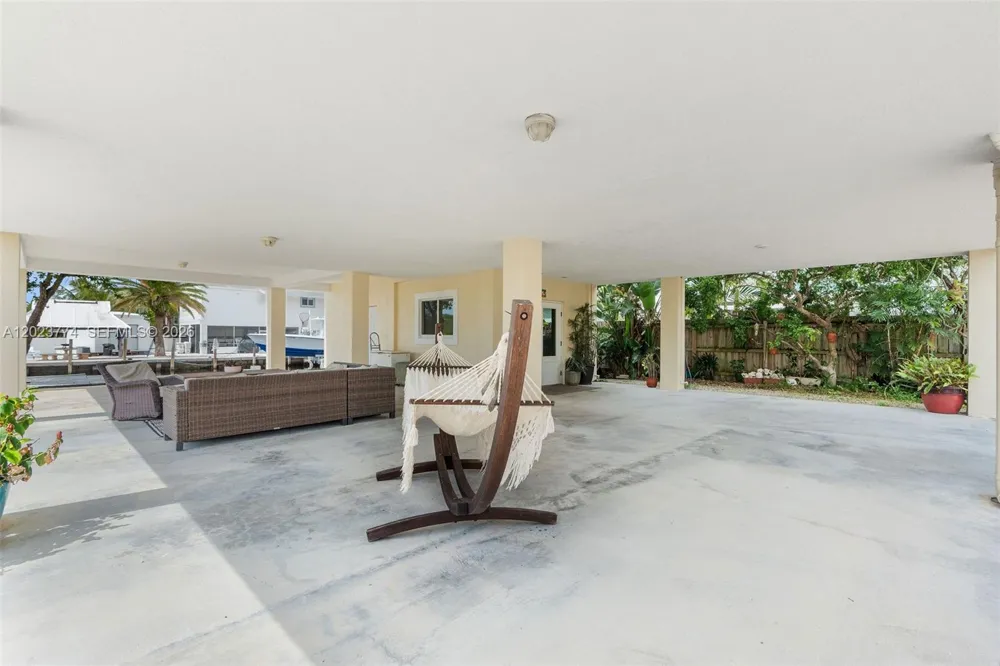 365 Loeb ave Key Largo, FL 33037