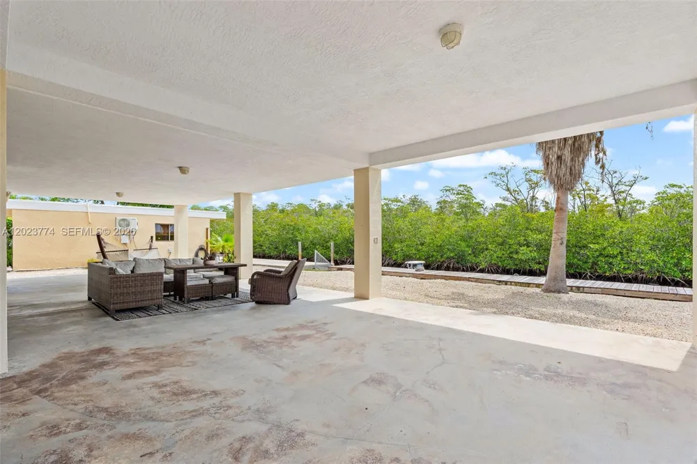 365 Loeb ave Key Largo, FL 33037