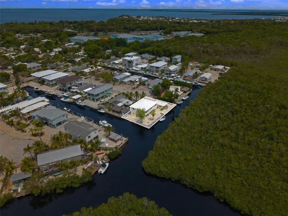 365 Loeb ave Key Largo, FL 33037
