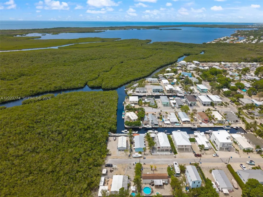 365 Loeb ave Key Largo, FL 33037