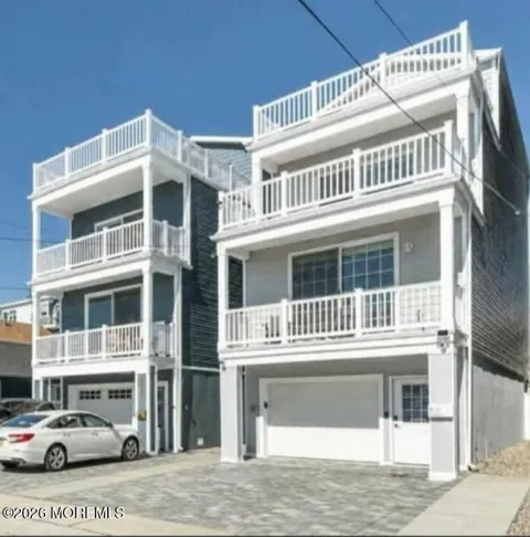 306 Franklin Avenue