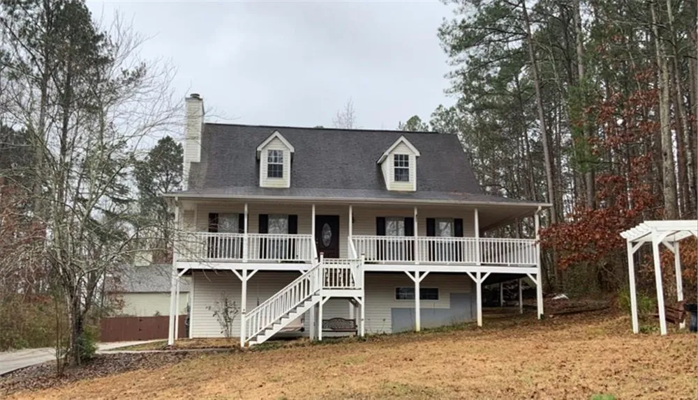 254 Amsterdam Way