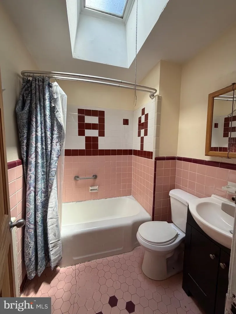 1503 HELLERMAN STREET Philadelphia, PA 19149