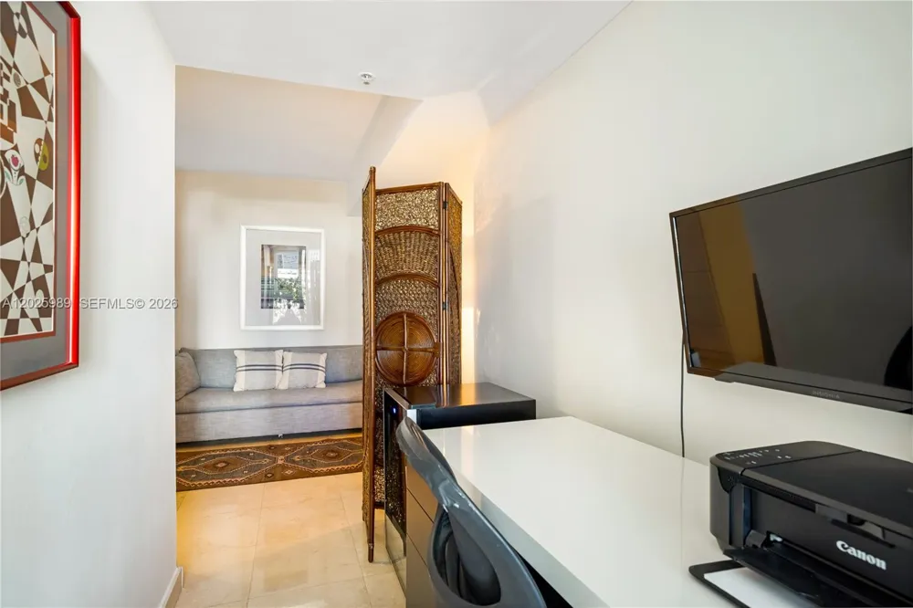701 Brickell Key Blvd #512 Miami, FL 33131