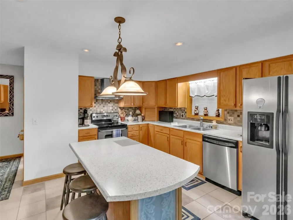 33 Buttercup Place Maggie Valley, NC 28751