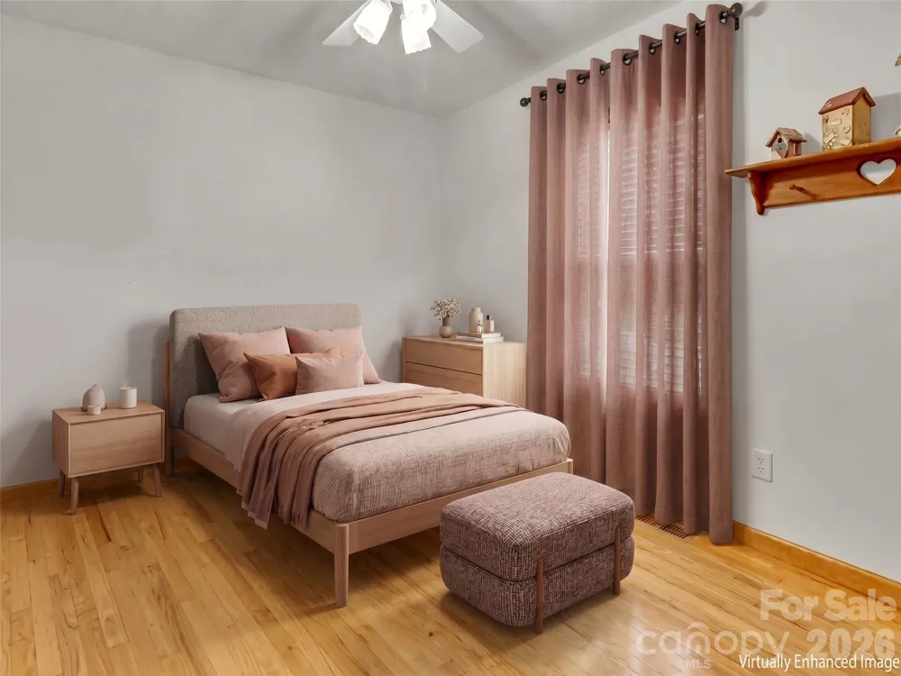 33 Buttercup Place Maggie Valley, NC 28751