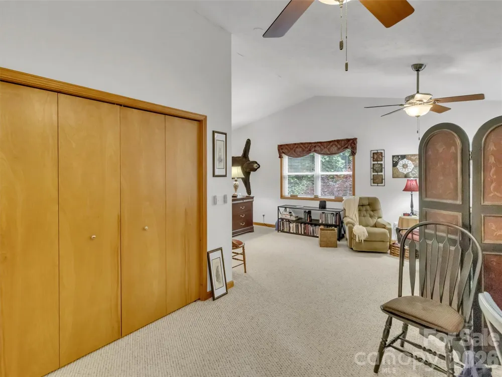 33 Buttercup Place Maggie Valley, NC 28751
