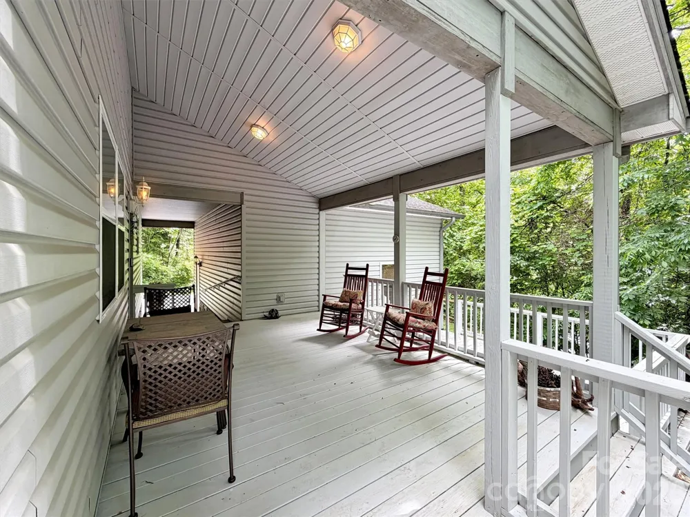 33 Buttercup Place Maggie Valley, NC 28751
