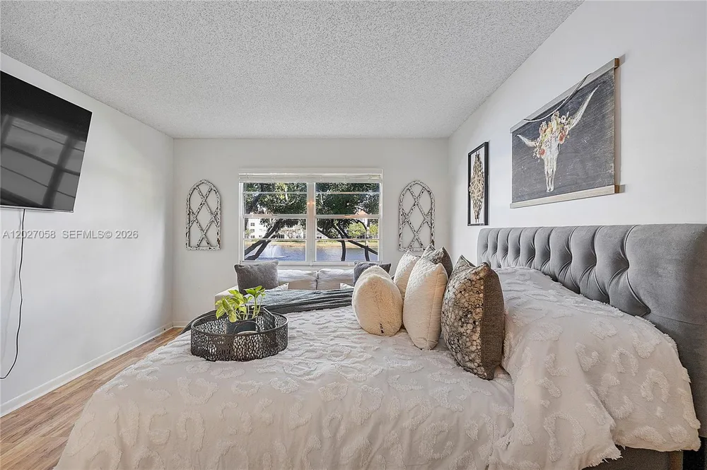 12901 SW 15th Ct #208V Pembroke Pines, FL 33027