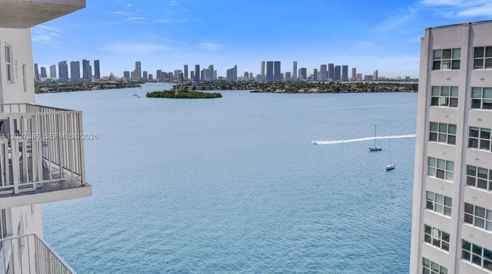 1228 West Ave #1404 Miami Beach, FL 33139