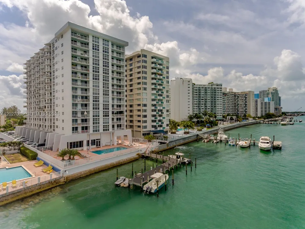 1228 West Ave #1404 Miami Beach, FL 33139