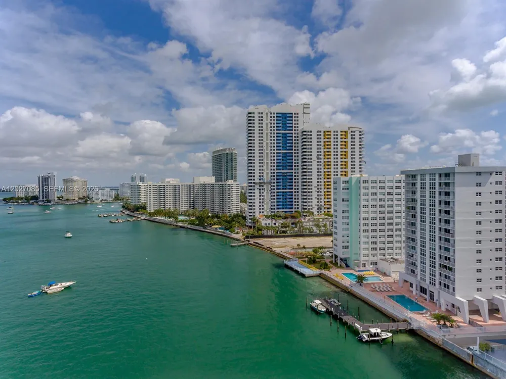 1228 West Ave #1404 Miami Beach, FL 33139