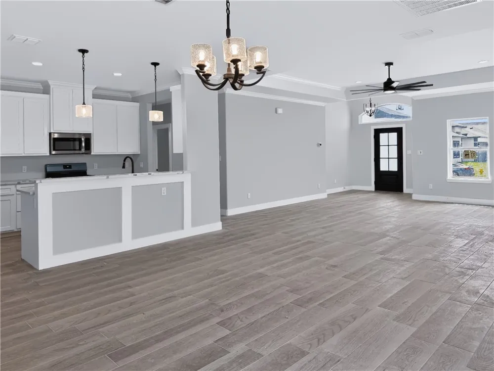 8121 Berenstain Drive Corpus Christi, TX 78414