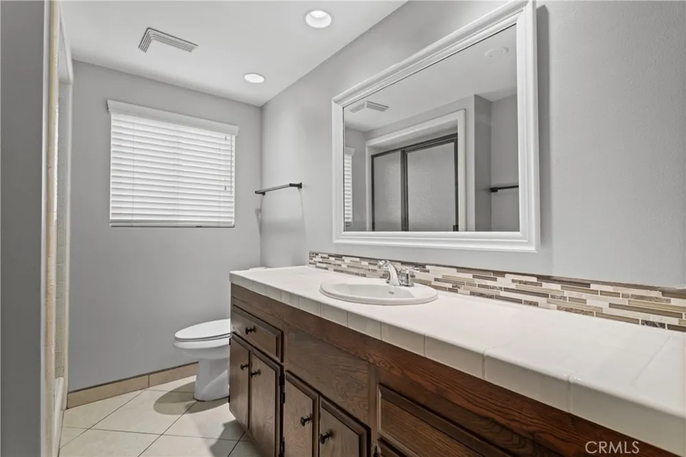 26433 Chestnut Drive Hemet, CA 92544