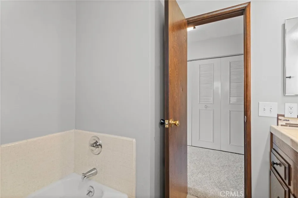 26433 Chestnut Drive Hemet, CA 92544