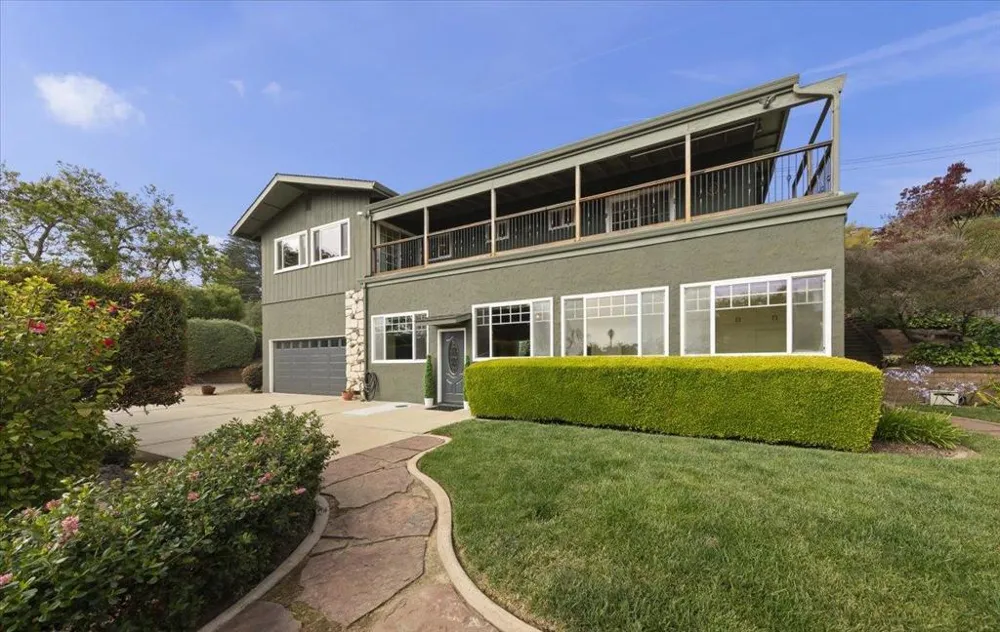 714 Clubhouse Drive Aptos, CA 95003