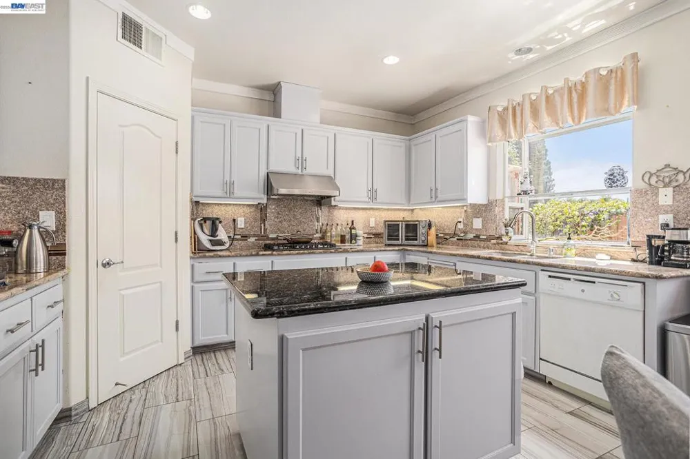 3614 Skypark Pl Richmond, CA 94806