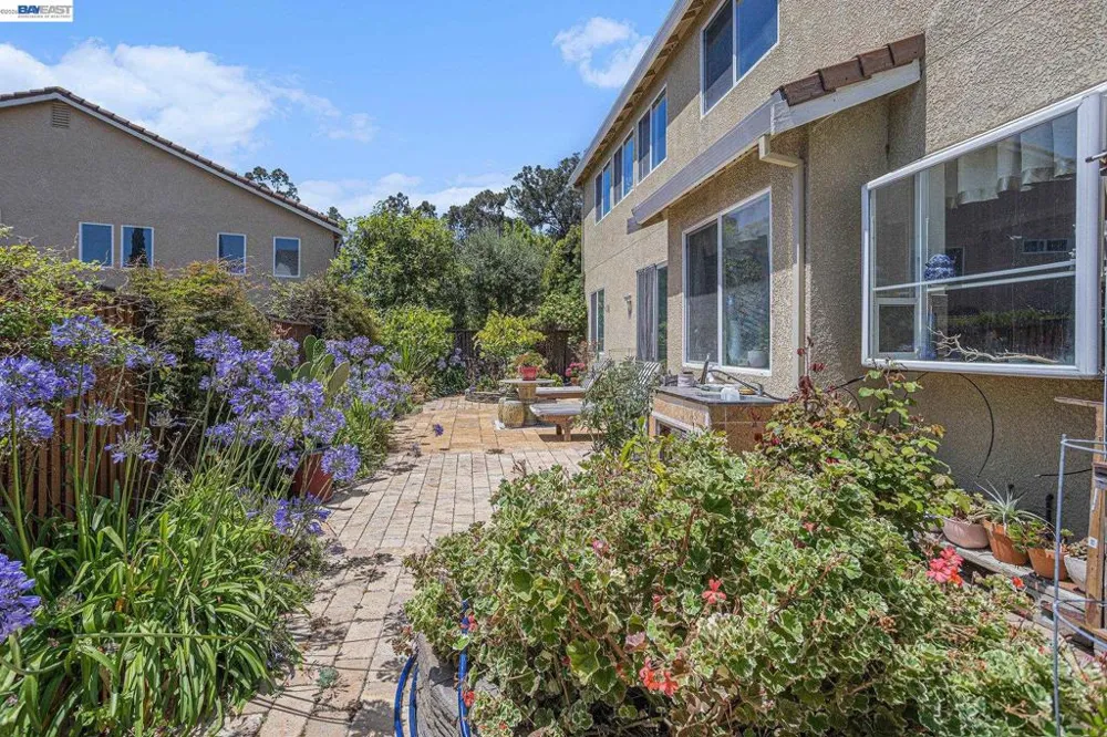 3614 Skypark Pl Richmond, CA 94806