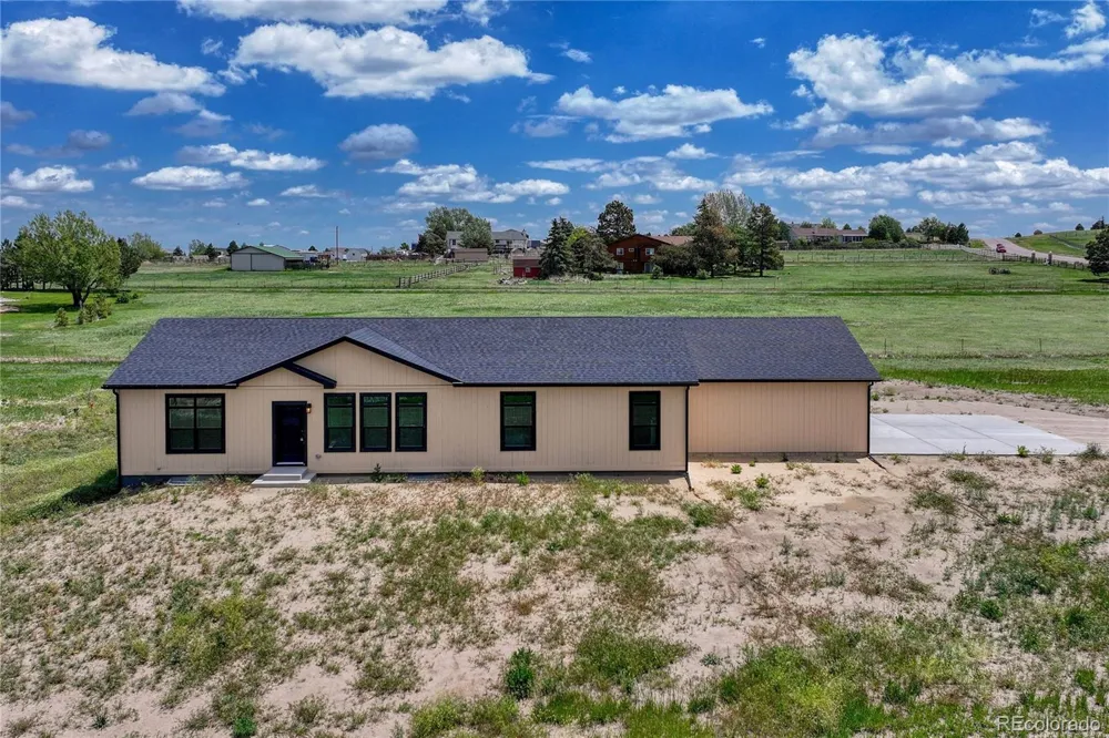 7451 Sun Country Drive