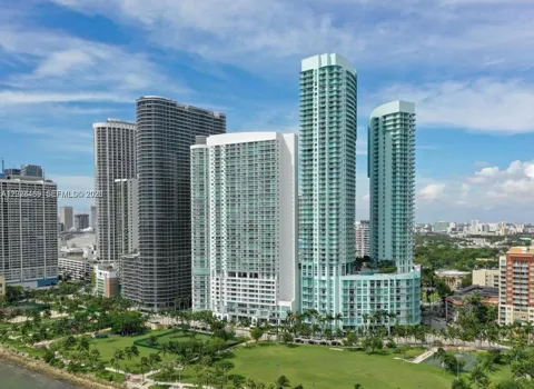 1900 Bayshore Dr #2415