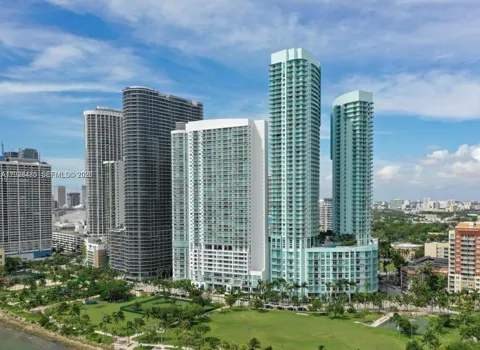 1900 Bayshore Dr #2415