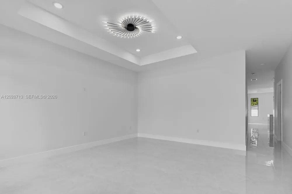 8210 Elmer St, Tampa, FL 33604