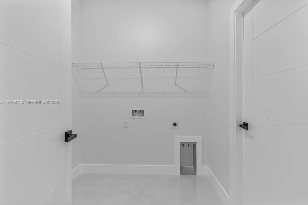 8210 Elmer St, Tampa, FL 33604