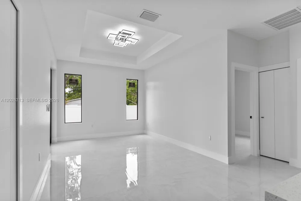 8210 Elmer St, Tampa, FL 33604