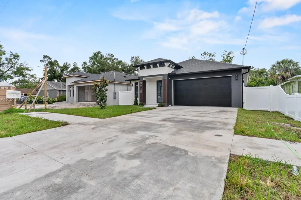 8210 Elmer St, Tampa, FL 33604