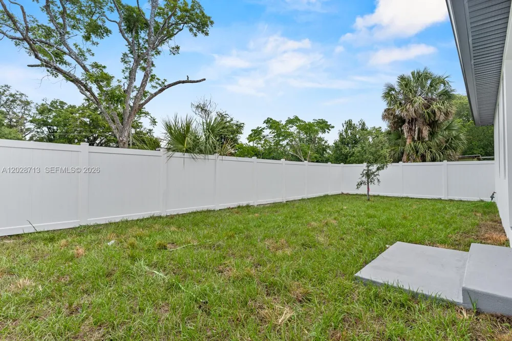 8210 Elmer St, Tampa, FL 33604