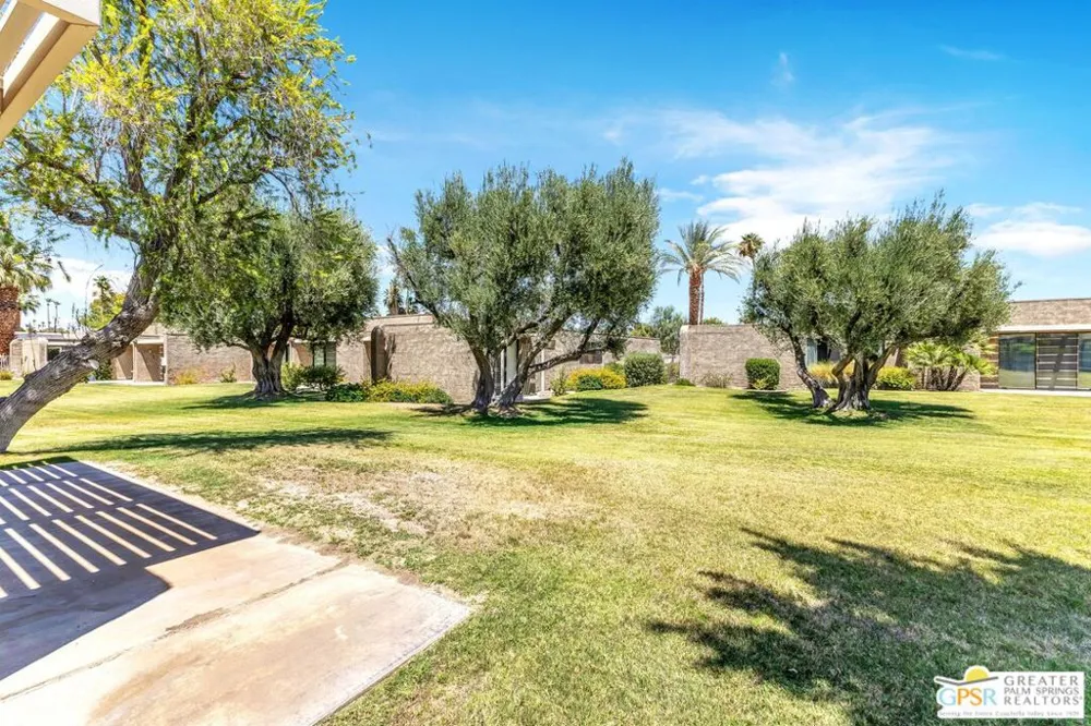 858 Calle De Mimosas Palm Springs, CA 92262