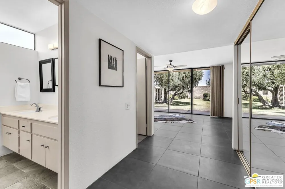 858 Calle De Mimosas Palm Springs, CA 92262