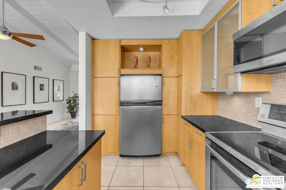 858 Calle De Mimosas Palm Springs, CA 92262