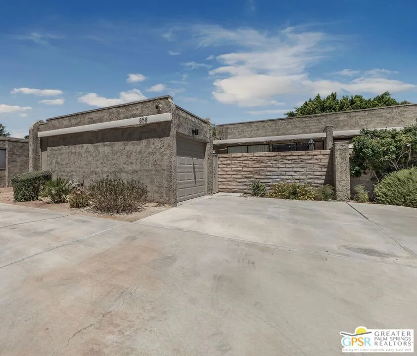 858 Calle De Mimosas Palm Springs, CA 92262