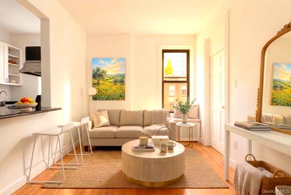 327 E 3rd Street #2E New York (Manhattan), NY 10009