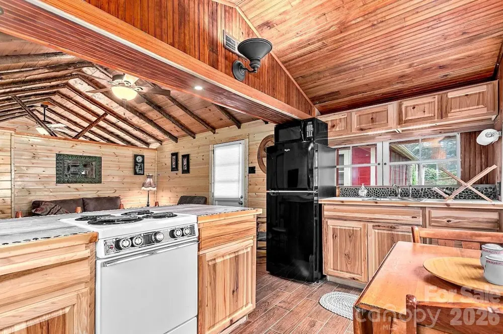72 Chestnut Hill Road Gerton, NC 28735