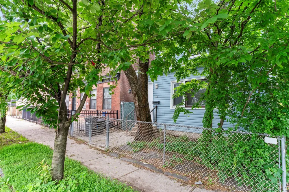 218 Targee Street Staten Island, NY 10304