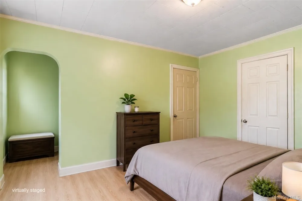 218 Targee Street Staten Island, NY 10304
