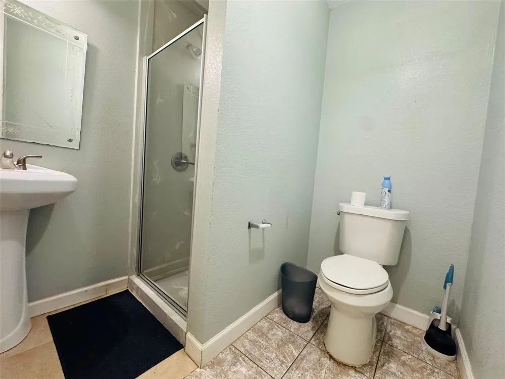 2308 Bennington Street Houston, TX 77093