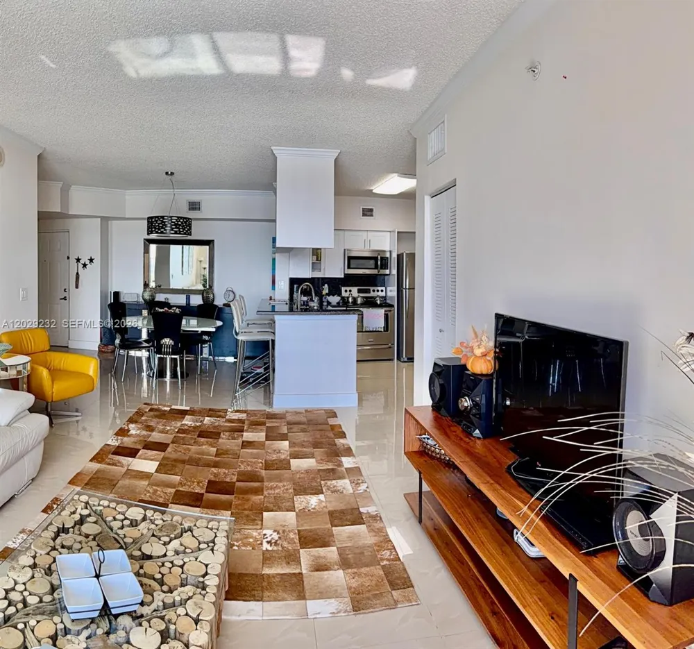 17100 Bay Rd #1605 Sunny Isles Beach, FL 33160