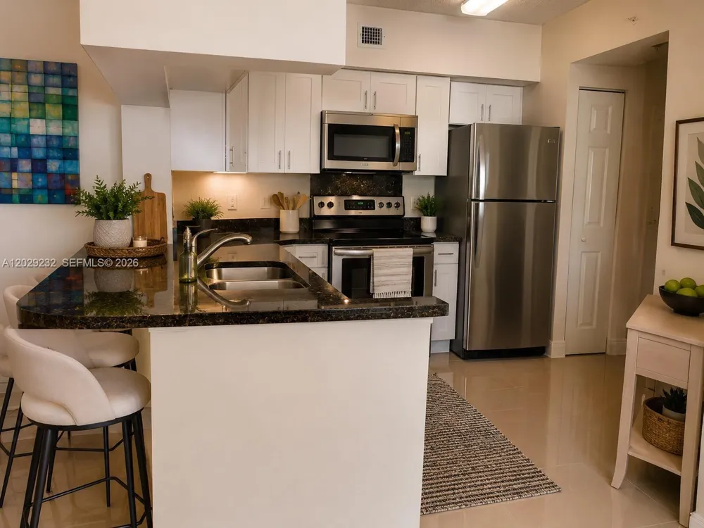17100 Bay Rd #1605 Sunny Isles Beach, FL 33160