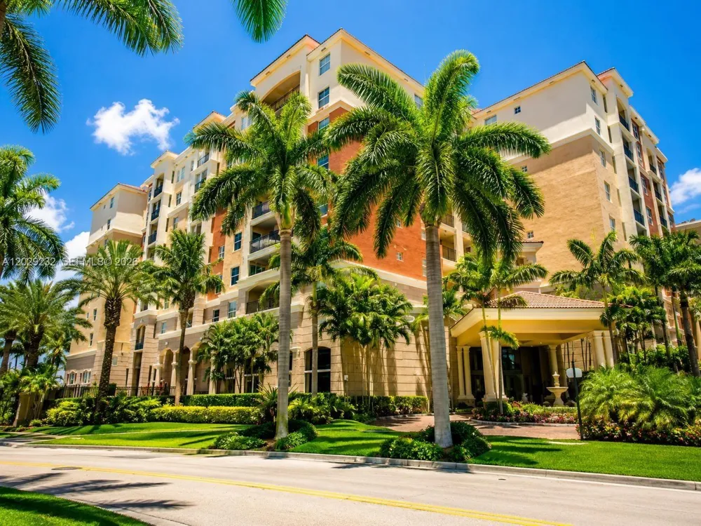 17100 Bay Rd #1605 Sunny Isles Beach, FL 33160