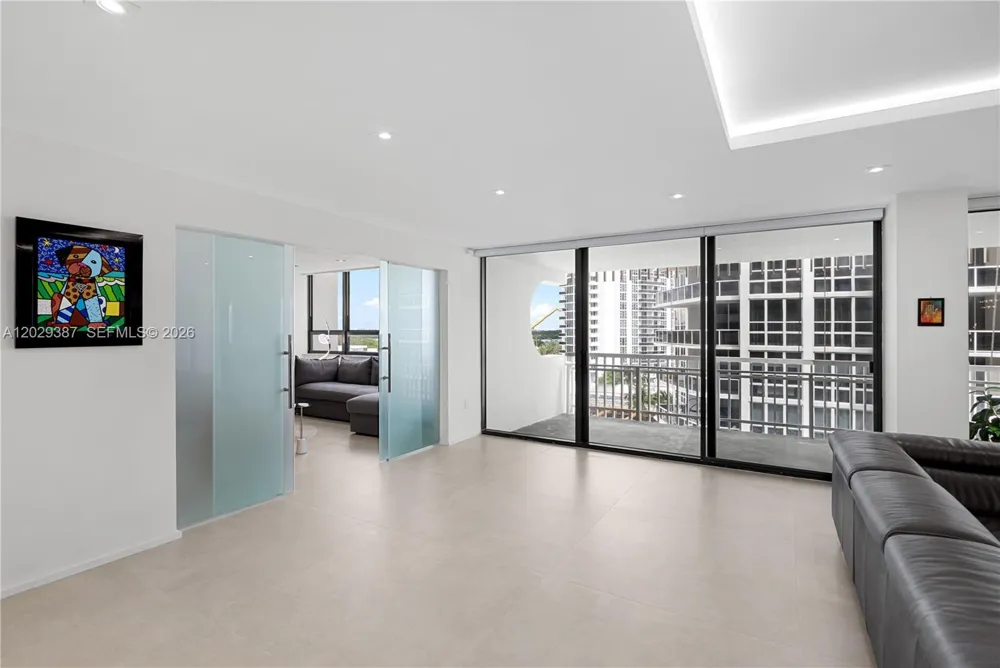 10205 Collins Ave #604 Bal Harbour, FL 33154