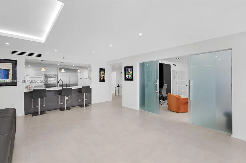 10205 Collins Ave #604 Bal Harbour, FL 33154