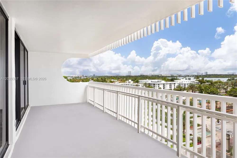 10205 Collins Ave #604 Bal Harbour, FL 33154