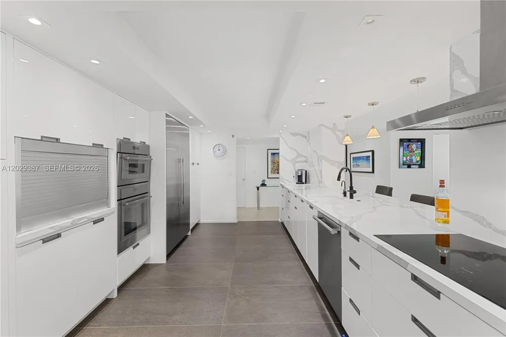 10205 Collins Ave #604 Bal Harbour, FL 33154