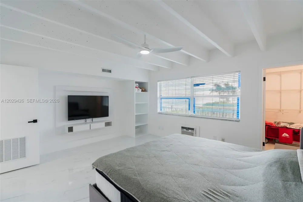 4500 S Ocean Blvd #405 Lantana, FL 33480