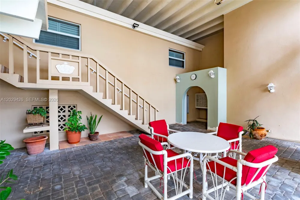 4500 S Ocean Blvd #405 Lantana, FL 33480
