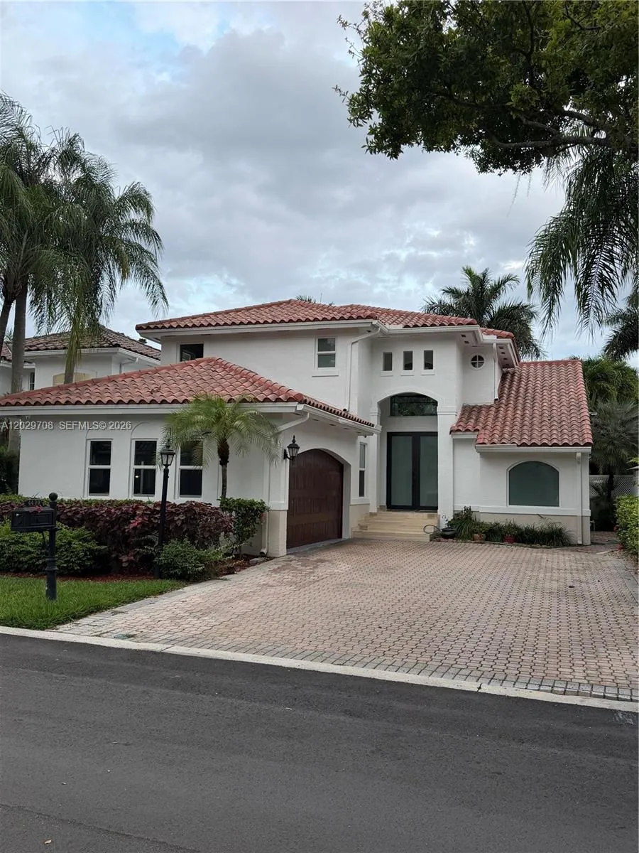 4499 NW 93rd Doral Ct